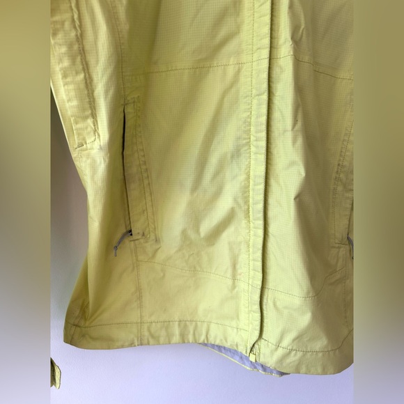 PATAGONIA Torrentshell Rain Jacket | Size Small - Picture 13 of 16